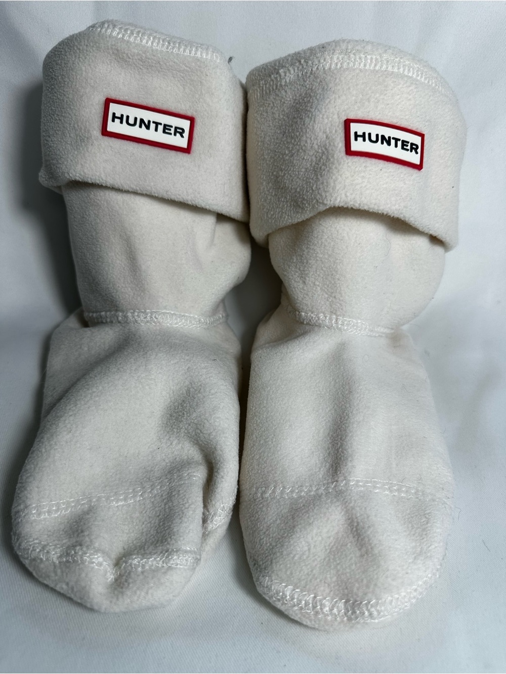 C20. Hunter women’s  Fleece Boot Socks with Red Logo size 5-7